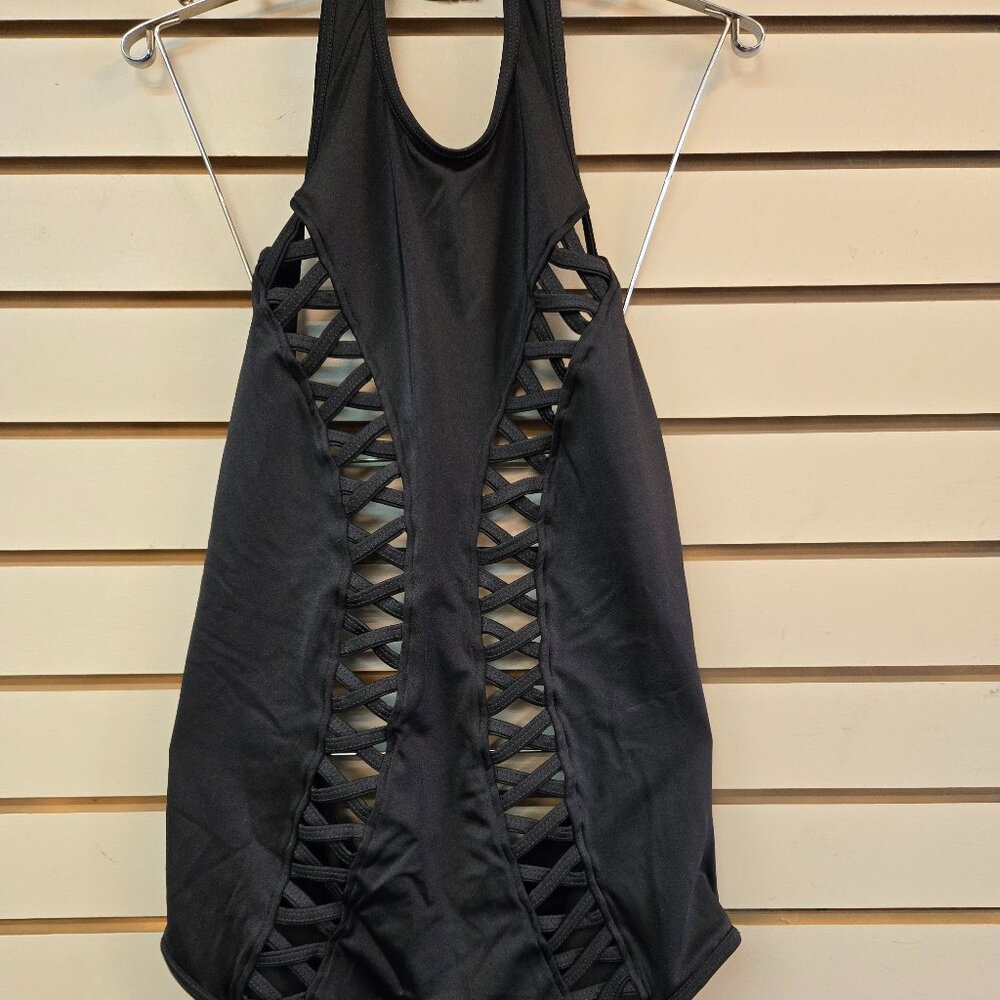 New with liner Fredric Hollywood size Large Plunging back Halter swim suit